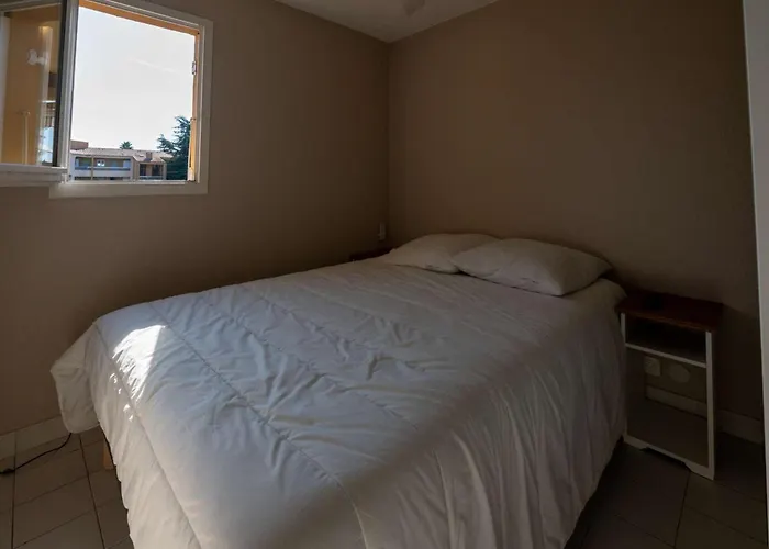 T2 Renove/piscine/clim/commerces Apartman *